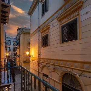 Cortile Del Greco , Palerme Italie