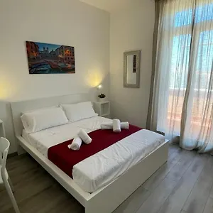 Caracciolo33 , Rzym Włochy