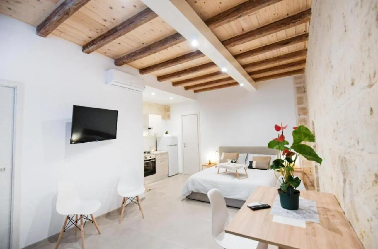 Urban Flat Garibaldi - Timesrl Apartments Bari Itália